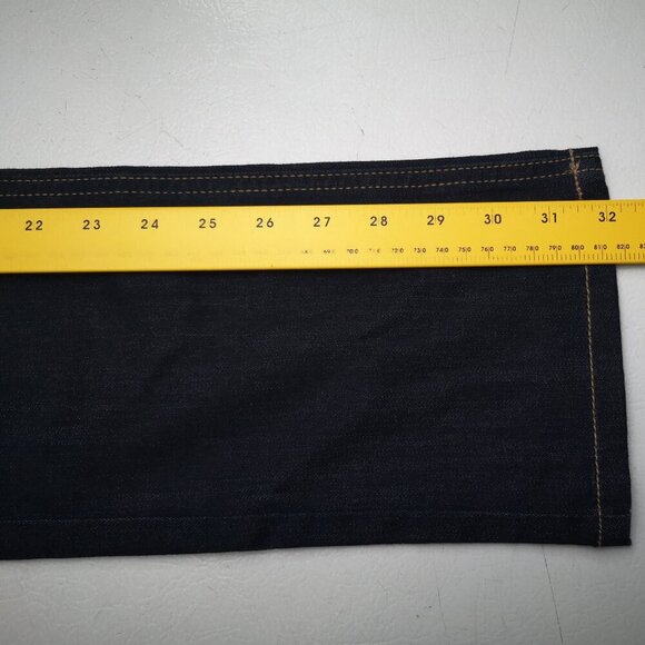 Santana Ladies Size 10 Dark Wash Slimmer Leg Zipper & Button Closure Jeans - Picture 10 of 13